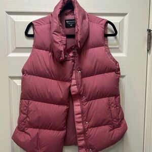 Athleta Downtown Puffer Vest
